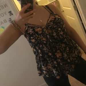 Black flower tank top